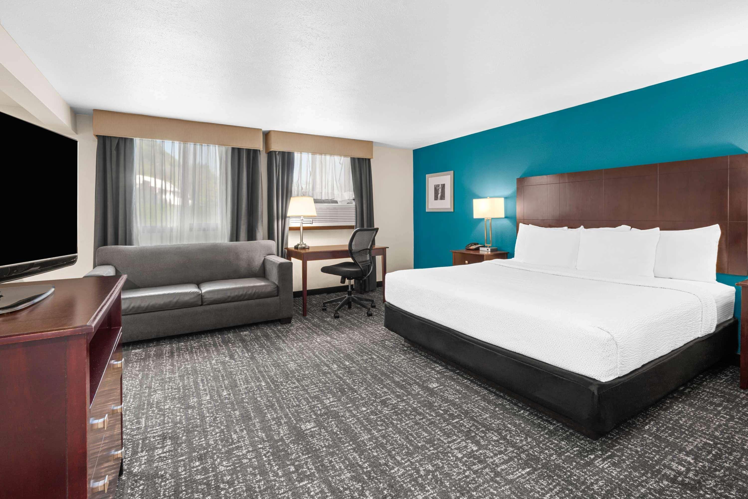 מלון La Quinta By Wyndham Portland Nw מראה חיצוני תמונה