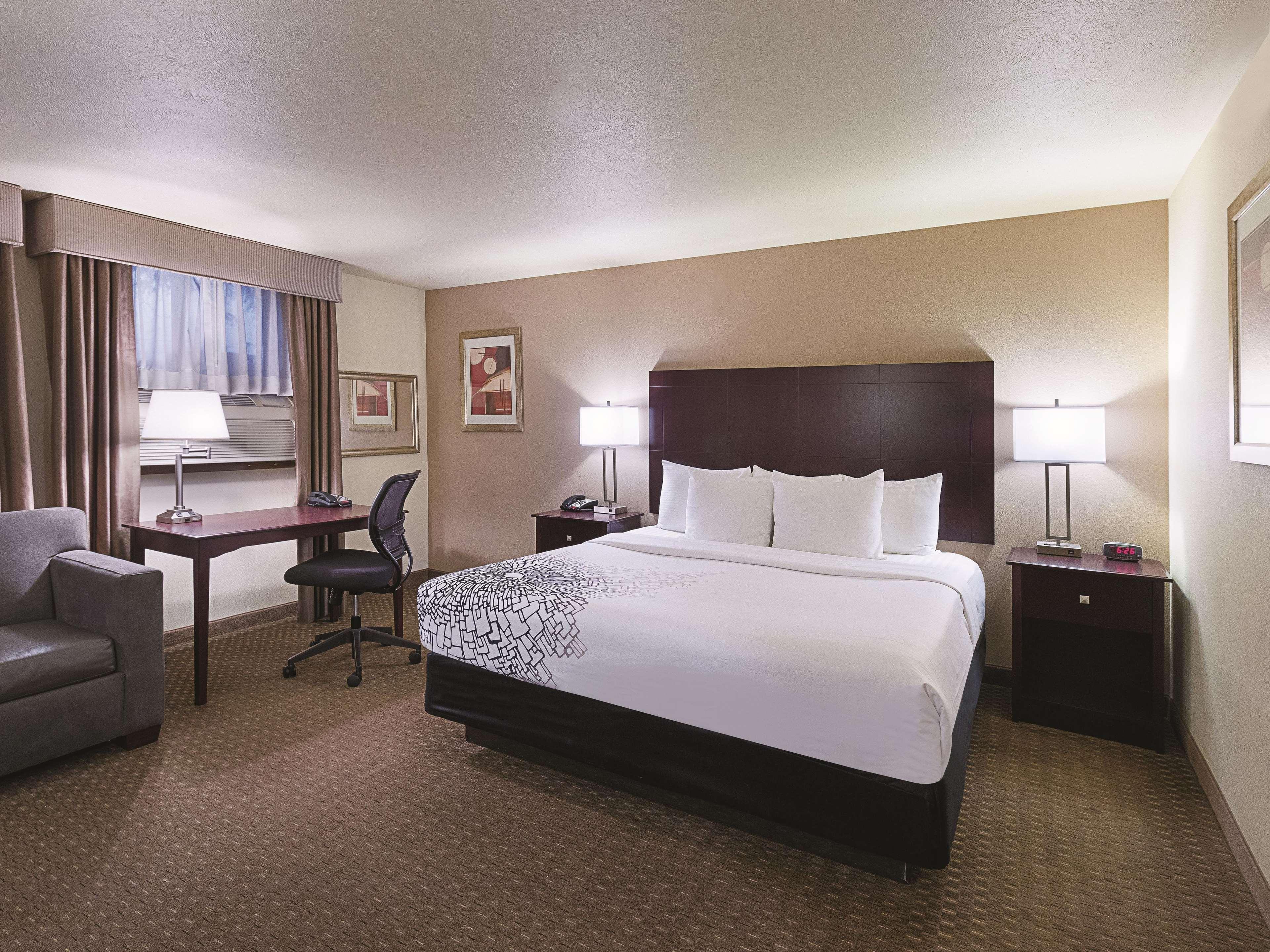 מלון La Quinta By Wyndham Portland Nw מראה חיצוני תמונה