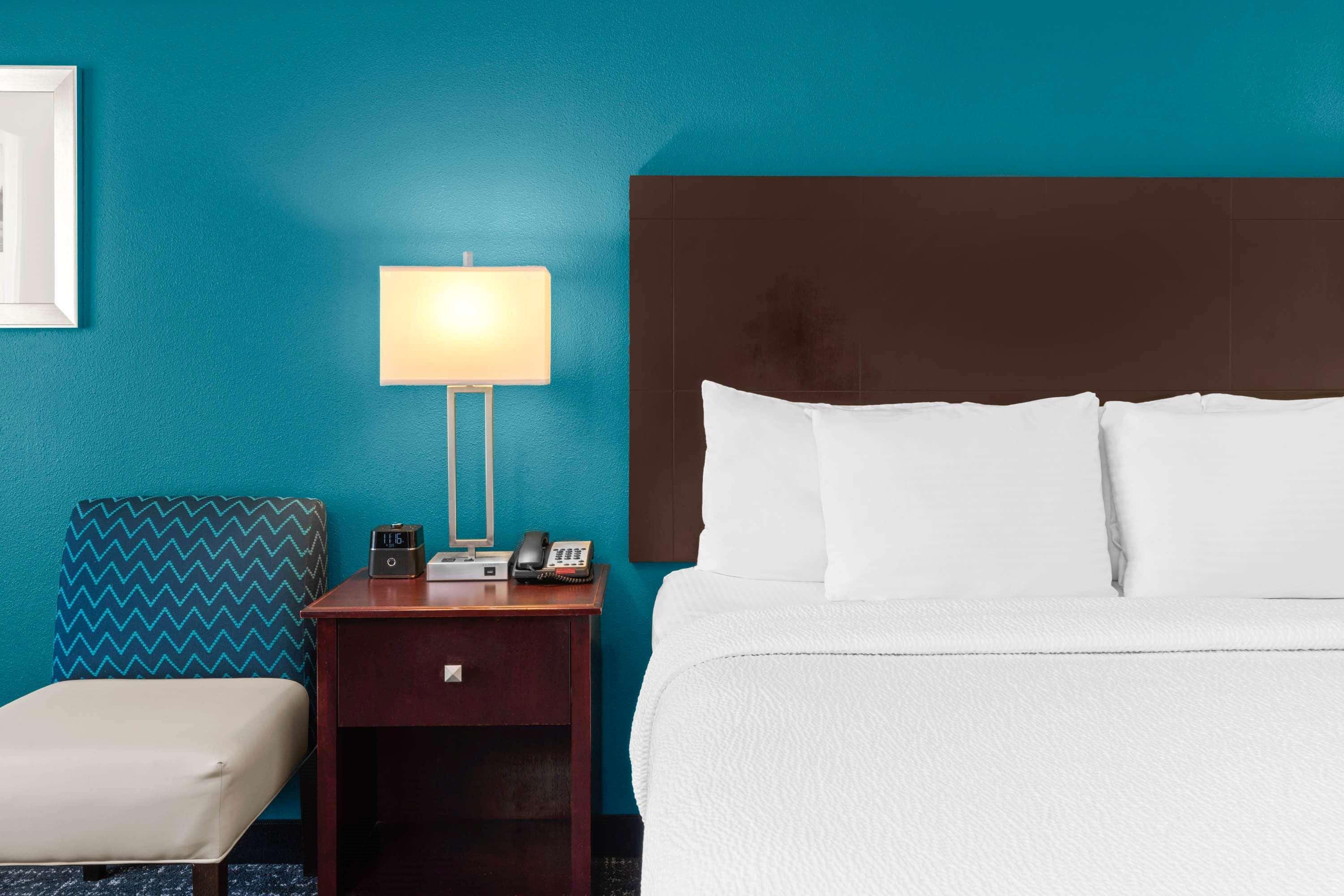מלון La Quinta By Wyndham Portland Nw מראה חיצוני תמונה